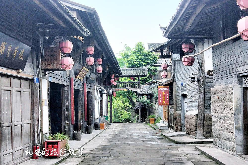 父母在老家被邻居欺负了怎么办？游戏画面